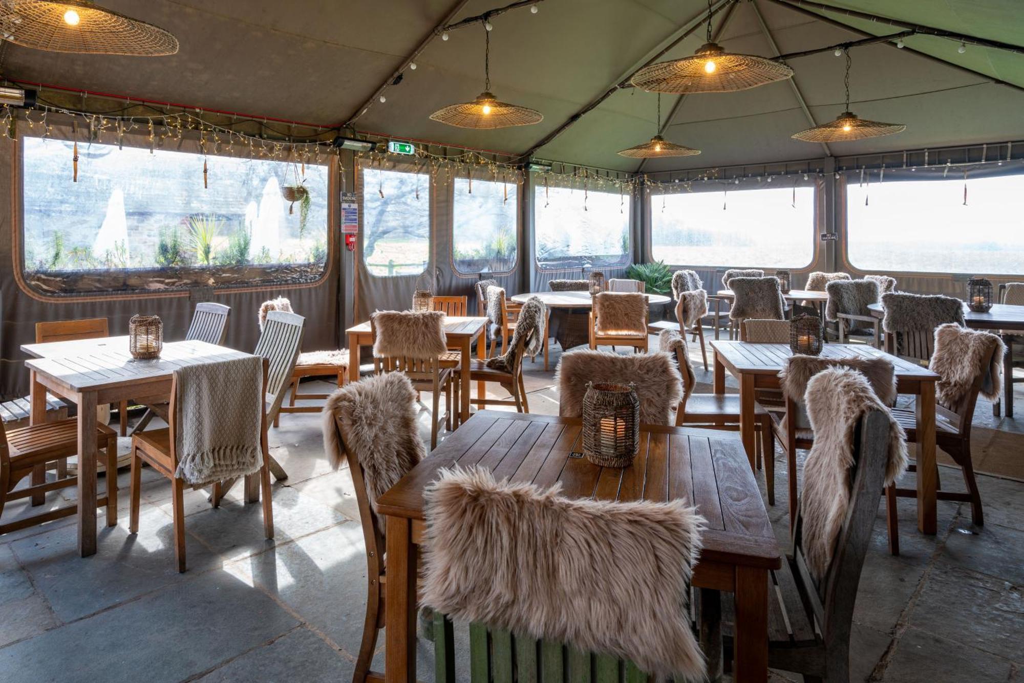 مبيت وإفطار بيتورث The Welldiggers Arms المظهر الخارجي الصورة