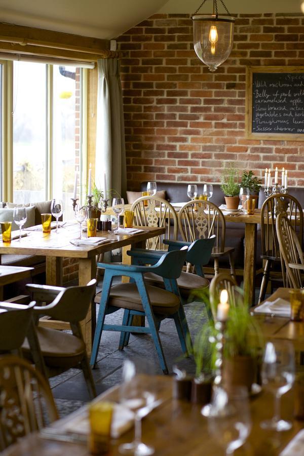 مبيت وإفطار بيتورث The Welldiggers Arms المظهر الخارجي الصورة