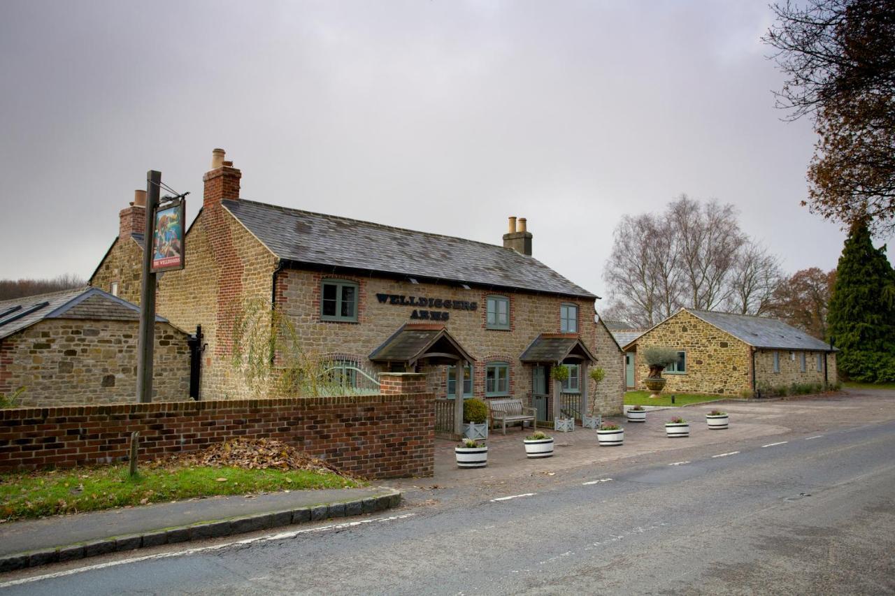 مبيت وإفطار بيتورث The Welldiggers Arms المظهر الخارجي الصورة
